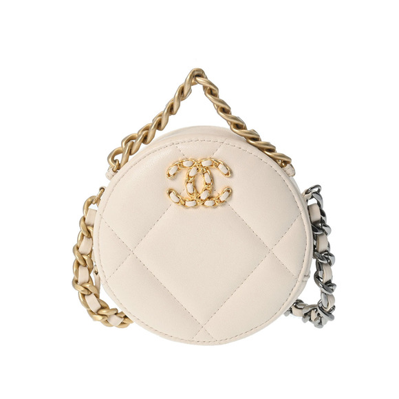 Chanel Handbags - CHANEL Matelasse Chain Shoulder Bag Beige Lambskin